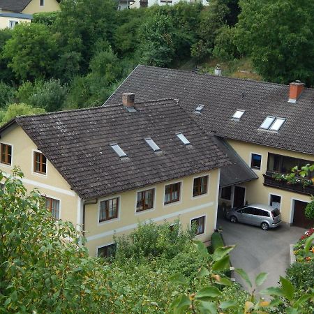 Haus Lindenhofer Apartment Емерсдорф-ан-дер-Донау Екстериор снимка